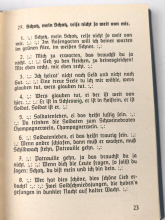 "Kriegskameraden" Soldaten- und Volkslieder, Weihnachten 1939 mit 98 Seiten, DIN A6