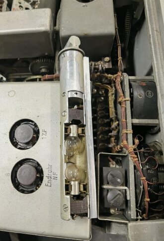 Kriegsmarine Peilüberlagerungsempfänger T8PL39 " Martin" Originallack, guter Gesamtzustand, Funktion nicht geprüft