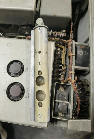 Kriegsmarine Peilüberlagerungsempfänger T8PL39 " Martin" Originallack, guter Gesamtzustand, Funktion nicht geprüft