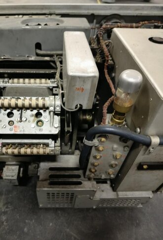Kriegsmarine Peilüberlagerungsempfänger T8PL39 " Martin" Originallack, guter Gesamtzustand, Funktion nicht geprüft