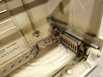 Kriegsmarine Peilüberlagerungsempfänger T8PL39 " Martin" Originallack, guter Gesamtzustand, Funktion nicht geprüft