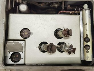 Kriegsmarine Peilüberlagerungsempfänger T8PL39 " Martin" Originallack, guter Gesamtzustand, Funktion nicht geprüft