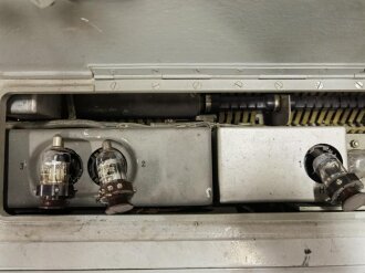 Kriegsmarine Peilüberlagerungsempfänger T8PL39 " Martin" Originallack, guter Gesamtzustand, Funktion nicht geprüft