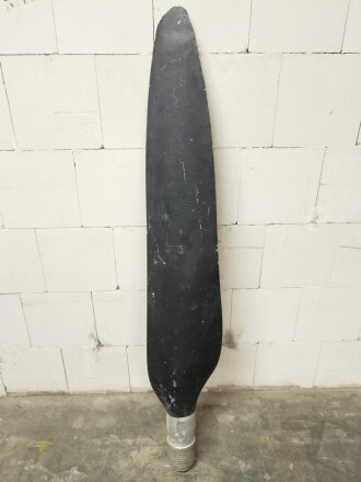 Luftwaffe Propellerblatt. Überarbeitetes Stück, Gesamtlänge 138,5cm.
