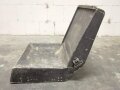 Luftwaffe , Flugzeugsitz aus Leichtmetall. Originallack, Breite 46,5cm
