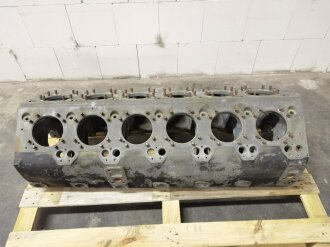 Luftwaffe , Motorblock Bezeichnet 410 101-001, Hersteller gst. Guter Zustand, Originallack
