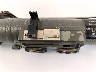 Entfernungsmesser 1 Meter Raumbild , Hersteller Carl Zeiss Jena, Exportausführung für Argentinien ?  Sehr dunkle Durchsicht