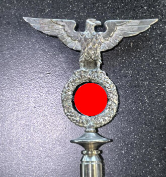 Fahne der NSDAP Ortsgruppe Leussow. Die Hakenkreuze Nachlackiert, sonst unberührt und zusammengehörig. War scheinbar nie auseinander. das Fahnentuch mit Mottenschäden. KEIN VERSAND