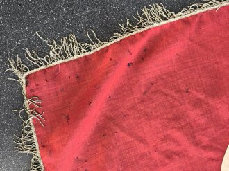 Fahne der NSDAP Ortsgruppe Leussow. Die Hakenkreuze Nachlackiert, sonst unberührt und zusammengehörig. War scheinbar nie auseinander. das Fahnentuch mit Mottenschäden. KEIN VERSAND
