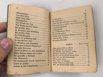 Katholisches Feldgesangbuch, 95 Seiten, Kleinformat, gebraucht