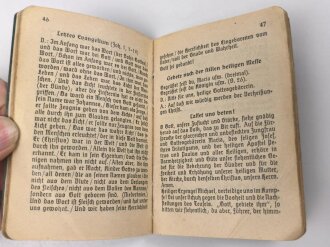 Katholisches Feldgesangbuch, 95 Seiten, Kleinformat, gebraucht