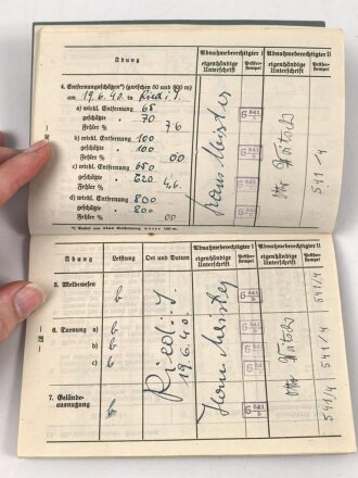 Hitler-Jugend Leistungsbuch eines Angehörigen aus Ried  im Innkreis, Bann 541 , eingetragenes Leistungsabzeichen in silber, 1940