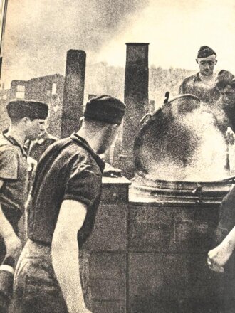 "Kreta- Sieg der Kühnsten" vom Heldenkampf der Fallschirmjäger. Bildband von 1942, stark gebraucht