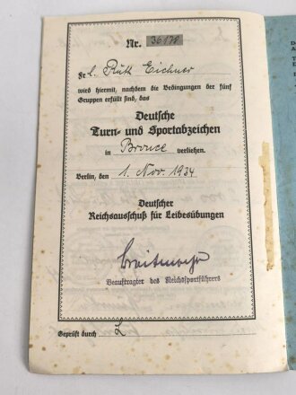 Deutsches ReichsSportabzeichen DRL in silber  für Frauen Urkundenheft, Grund und Leistungschein einer Frau aus Hannover