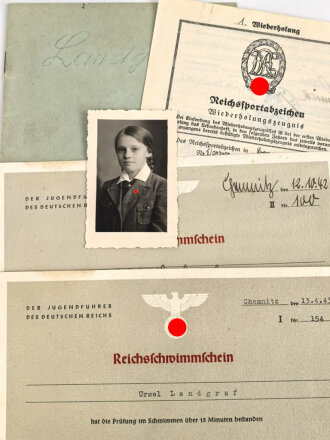 Deutsches Reichs Sportabzeichen DRL für Frauen, Urkundenheft und Reichschwimmscheine einer BDM Angehörigen aus Chemnitz