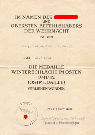 Zwei Verleihungsurkunden einers Obergefreiten in der...