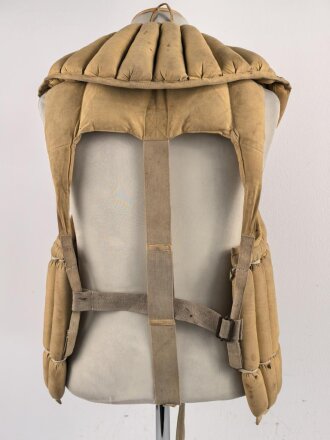 Luftwaffe, Kapok Schwimmweste FL 30156, Bauart Heisler, Hersteller Constant Eugene, Paris. Getragenes Stück