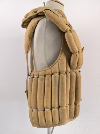 Luftwaffe, Kapok Schwimmweste FL 30156, Bauart Heisler, Hersteller Constant Eugene, Paris. Getragenes Stück