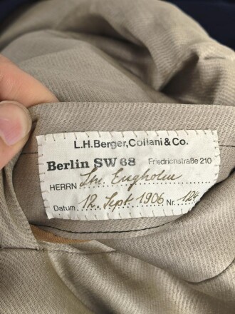 Kaiserliche Marine, Gehrock für den Leutnant Engholm im 1. Seebataillon. Schneideretikett von 1906, guter Gesamtzustand