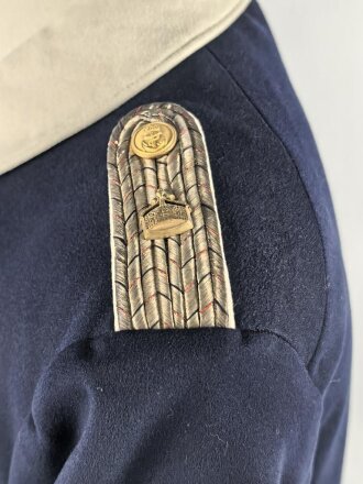 Kaiserliche Marine, Gehrock für den Leutnant Engholm im 1. Seebataillon. Schneideretikett von 1906, guter Gesamtzustand