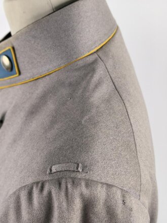 Preussen, kleiner Rock für Offiziere im Dragoner Regiment No.4. Eigentumstück in gutem Zustand