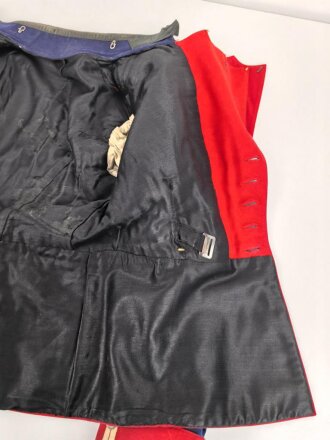 Württemberg,  Ulanka eines Gefreiten im Ulanen Regiment König Karl Nr. 19. Eigentumstück  mit Paraderabatte. Diverse Beschädigungen