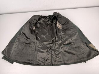 Heer, Feldbluse für einen Offizier. Eigentumstsück , die Effekten samt Vorstössen und Kragen entfernt