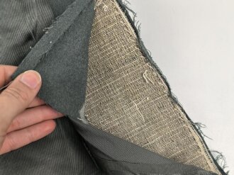 Heer, Feldbluse für einen Offizier. Eigentumstsück , die Effekten samt Vorstössen und Kragen entfernt