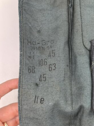 Polizei III.Reich, Feldbluse für einen Angehörigen der Gendarmerie. Kammerstück eines Herstellers aus Wien. Diverse kleine Mottenschäden, sonst gut