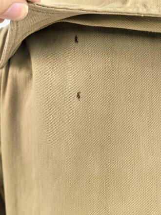 Waffen SS Tropenfeldbluse , sogenannte Sahariana. Getragenes Kammerstück mit original vernähtem Ärmaladler. Ungereinigt