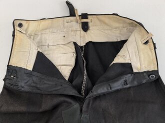 Stiefelhose für Hitlerjugend Führer aus schwarzem Tuch. Getragenes Stück mit RZM Etikett