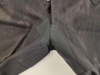 Stiefelhose für Hitlerjugend Führer aus schwarzem Tuch. Getragenes Stück mit RZM Etikett