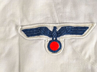 Kriegsmarine, weisses Hemd für Mannschaften. Adler original vernäht,  getragenes Kammerstück