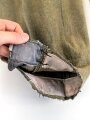 Luftwaffe, Hose für Angehörige der Fallschirmtruppe. 2. Modell mit zwei gleich grossen Gesäßtaschen und seitlichen Beintaschen. Getragenes Stück in gutem Gesamtzustand, war sicherlich mal eingefärbt und wurde entfärbt.