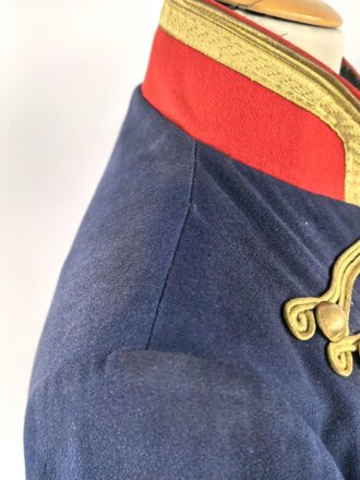 Paradejacke im belgisch / französischen Stil. Für mich nicht näher zuzuordnen. Guter Gesamtzustand
