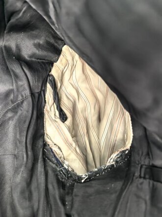 Paradejacke im belgisch / französischen Stil. Für mich nicht näher zuzuordnen. Guter Gesamtzustand