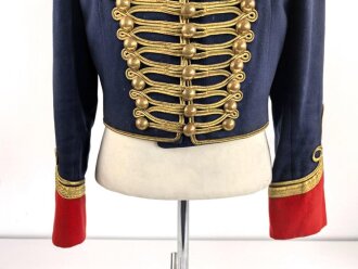 Paradejacke im belgisch / französischen Stil. Für mich nicht näher zuzuordnen. Guter Gesamtzustand