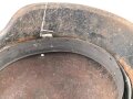 Luftwaffe, Stahlhelm Modell 1942. Innenfutter unvollständig, in allen Teilen originales Stück, ungereinigt. hkp64