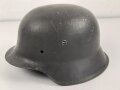 Stahlhelmglocke Modell 1942. Originallack, Hersteller ? 66. Wehrmacht oder frühe Nachkriegszeit ?