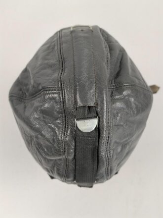 Luftwaffe,  Kopfhaube  für fliegendes Personal. Späte, taubenblaue Ausführung, Kopfgrösse 58, wohl ungetragenes Stück