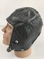 Luftwaffe,  Kopfhaube  für fliegendes Personal. Späte, taubenblaue Ausführung, Kopfgrösse 58, wohl ungetragenes Stück