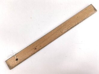Luftwaffe, Holzlineal 40cm, gehört so in den "Behälter für Navigations- Lehr- und Übungsgerät Fl 98000"
