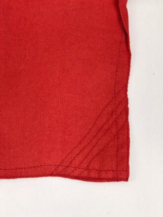 Kriegsmarine, Reichskriegsflagge in der kleinen Ausführung für U-Boote. 50 x 85 cm. Wenige kleine Mottenlöcher, sonst guter Zustand
