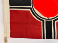 Kriegsmarine, Reichskriegsflagge in der kleinen Ausführung für U-Boote. 50 x 85 cm. Wenige kleine Mottenlöcher, sonst guter Zustand