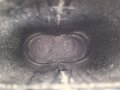 Dienstglas DF 10 x 50 Wehrmacht, sandfarbener Originallack, " kurze Variante" von bmj. Klare Durchsicht, an zugehörigem Trageriemen, in behälter aus Ersatzmaterial, dieser ebenfalls mit zugehörigem Trageriemen