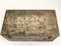 Transportkasten mit 3 Stück Pz.B.W.F.8 ( Panzer Beobachtungs Winkel Fernrohr für Bunkeranlagen ) samt Zubehör. Jeweils in gutem Zustand,  selten
