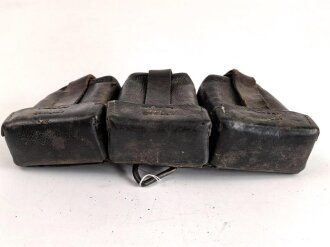 1.Weltkrieg , Patronentasche für Berittene. . Ein Verschlussriemen alt ergänzt, datiert 1915, ungereinigt