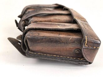 1.Weltkrieg , Patronentasche für Berittene. Leder trocken, datiert 1917