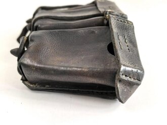 1.Weltkrieg , Patronentasche für Berittene. Leder trocken, datiert 1915