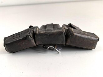 1.Weltkrieg , Patronentasche für Berittene. Leder trocken, datiert 1915